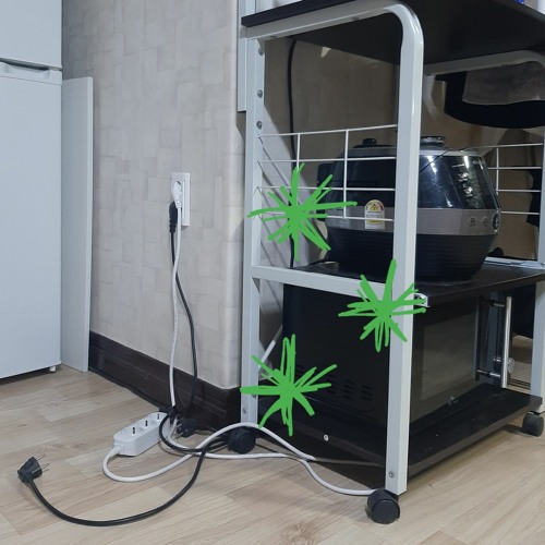 가전제품 뒤 먼지✨