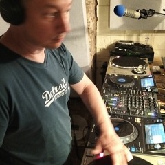 EstimuloShow #54 with Makarov & Estimulo (Cashmere Radio / 30.06.22)