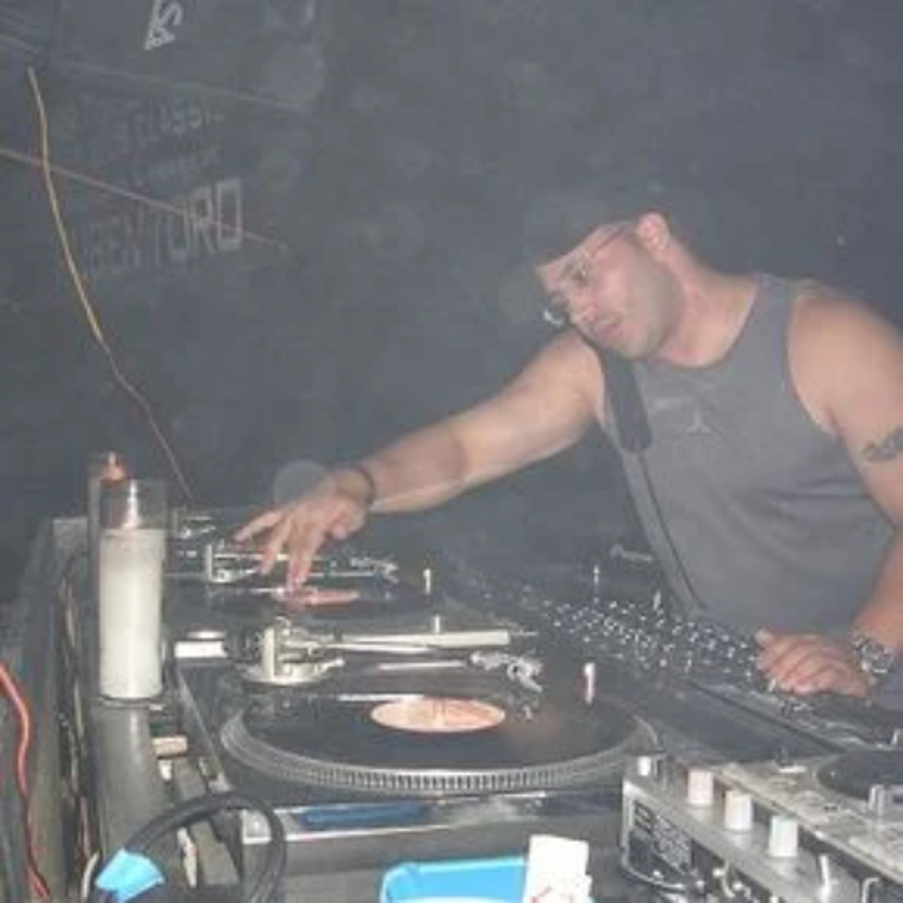 Ruben Toro Live on 98.7 KISS FM, NYC 3-19-2011' (Manny'z Tapez) episode artwork