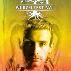 Danni Morali fills the clearing at Wurzelfestival right after lunch, 20240607