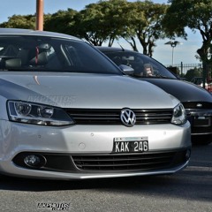 PEGATE A LA PARED RKT TOMI RMX