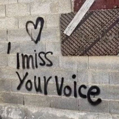 غريبه اللي احبه يخون ؟