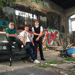 dusk drums - Lordy