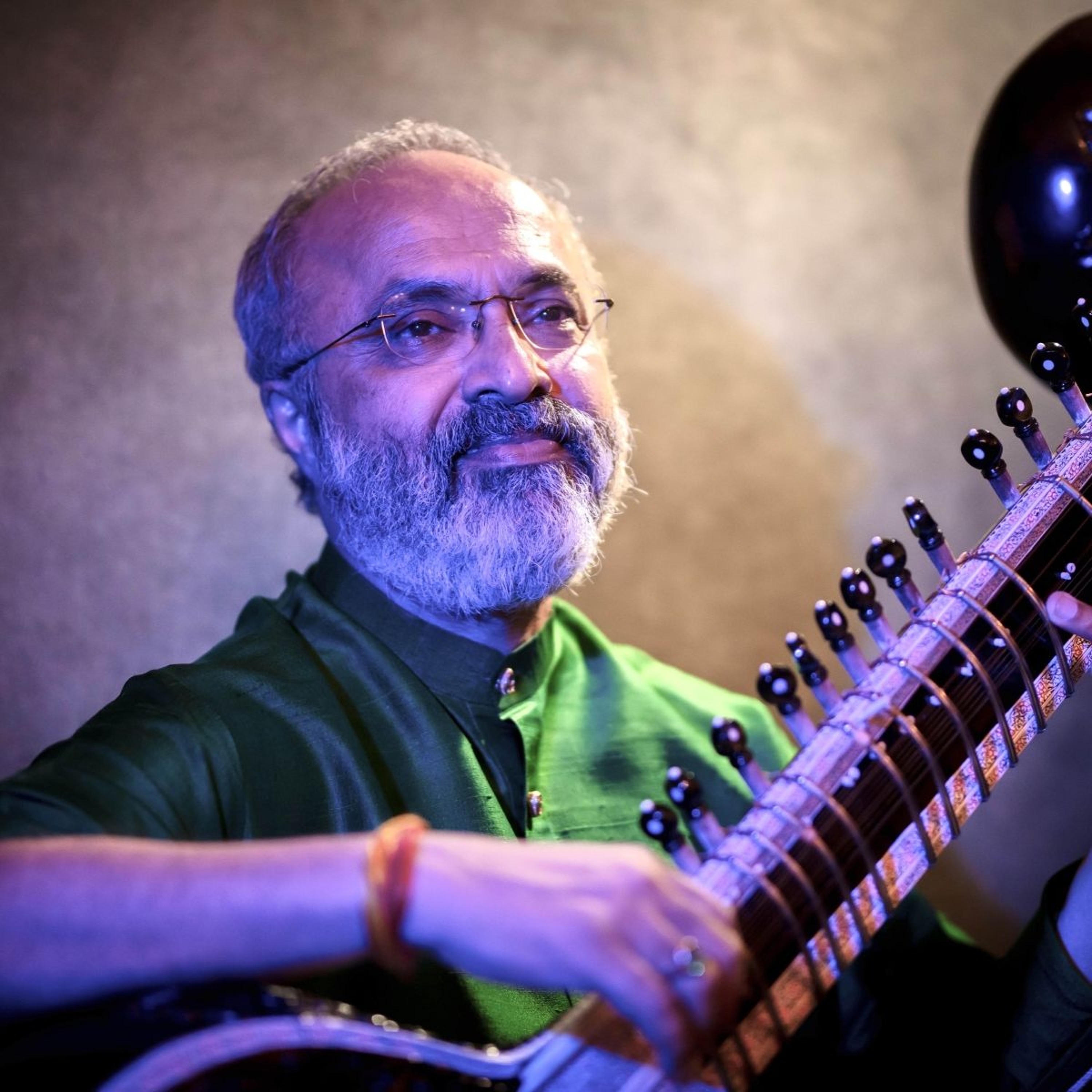 Shubhendra Rao of The Ravi Shankar Ensemble episode artwork