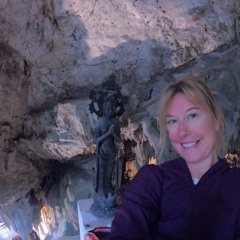 The Richest Man In Babylon - Thievery Corporation Cover - Acoustic Cover by Gabriella White