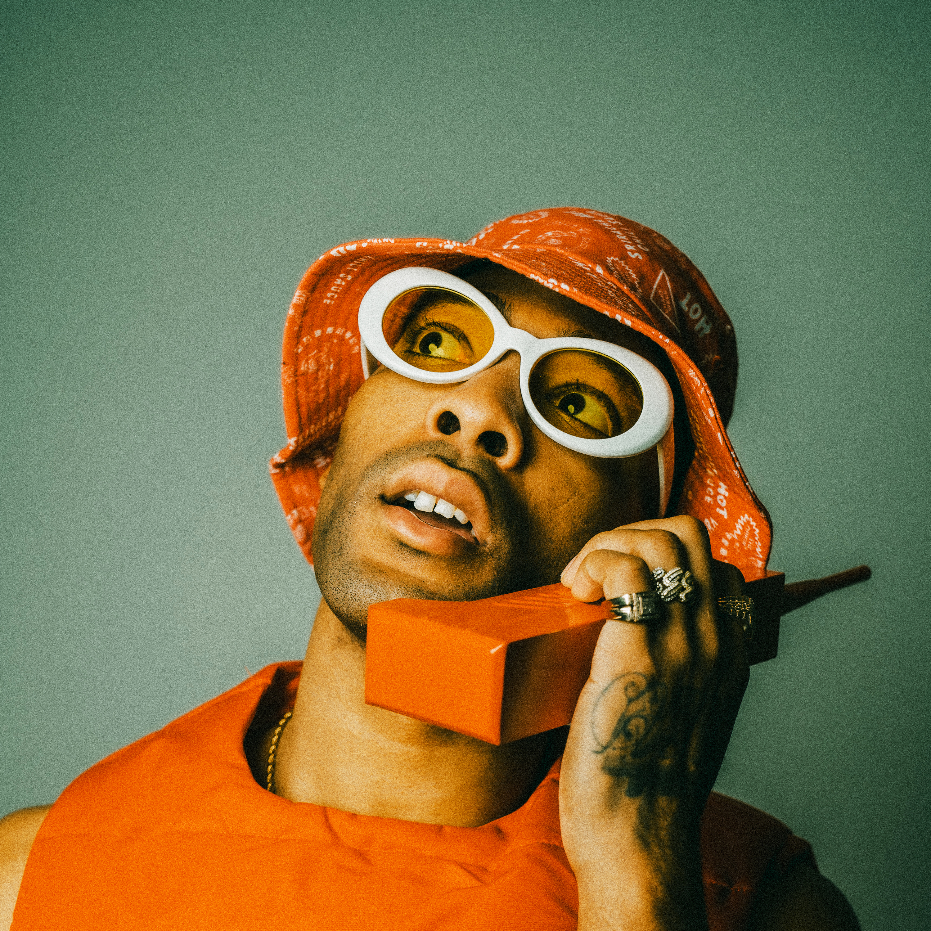 HELLO FRESH (feat. Big Breeze)