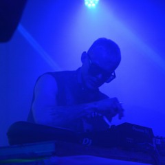 Podcasts & Mixes