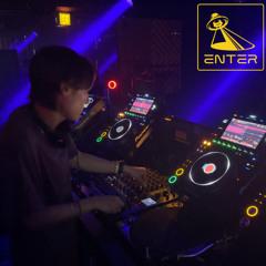 Enter Shibuya House Set (Live from Tokyo)