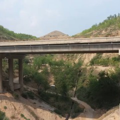 Homeless  / Down Under (The Bridge)