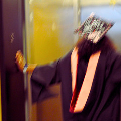 En El Olvido/Que Sera,Sera- Omar Apollo and Doris Day Cover