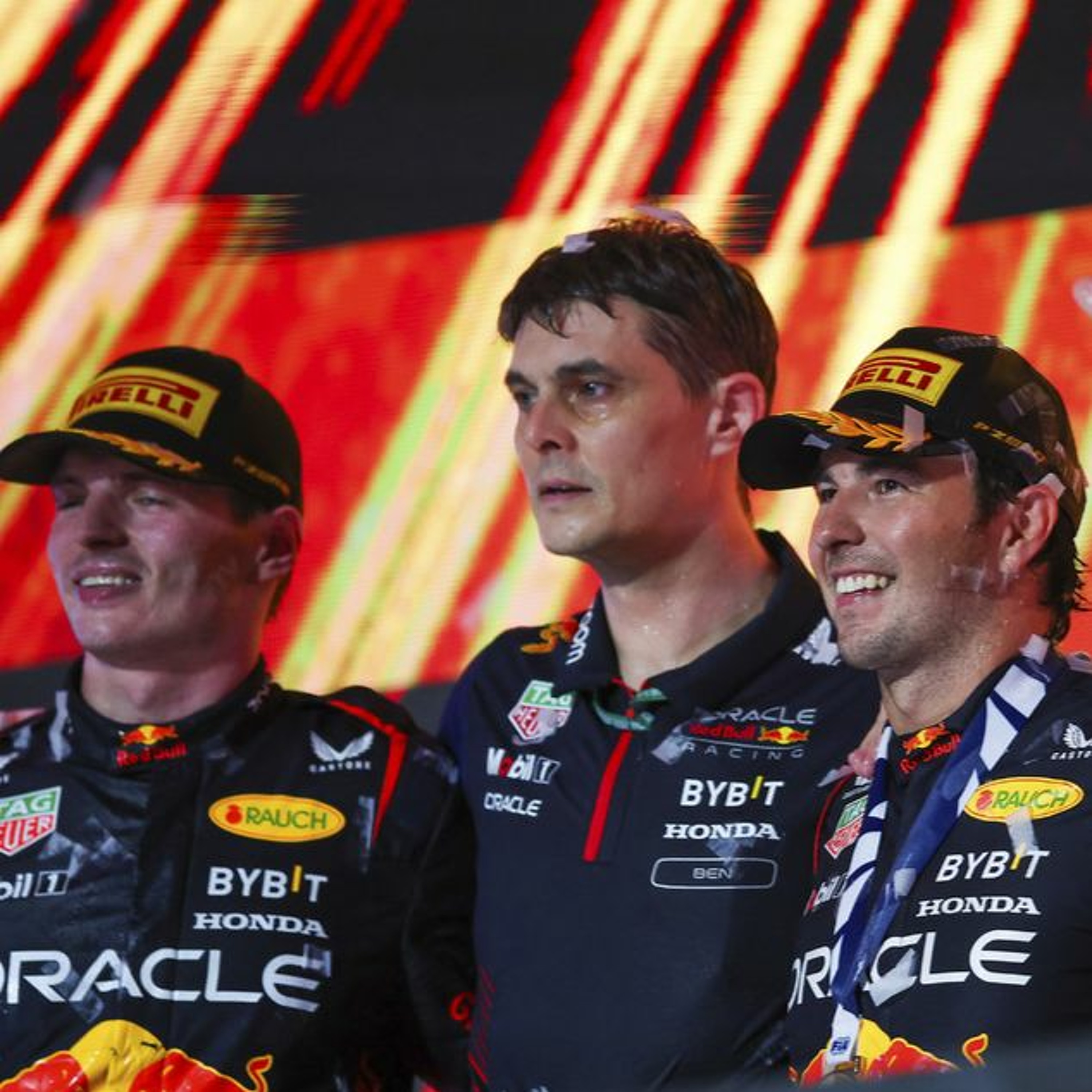 InstaPokec z Džiddy: Verstappenovy šachy s Pérezem a strašidelné scénáře kolem Alonsova (ne)trestu