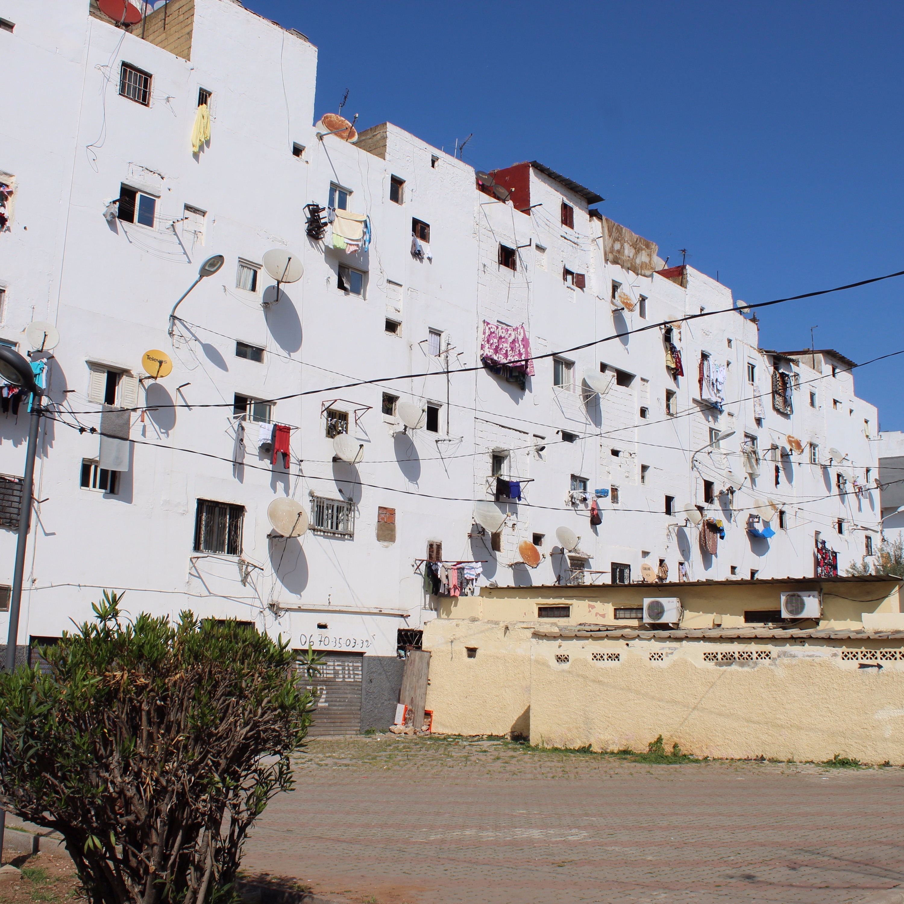 Johanna Sluiter: Building Habitat:The Atelier des Batisseurs in North Africa and Beyond