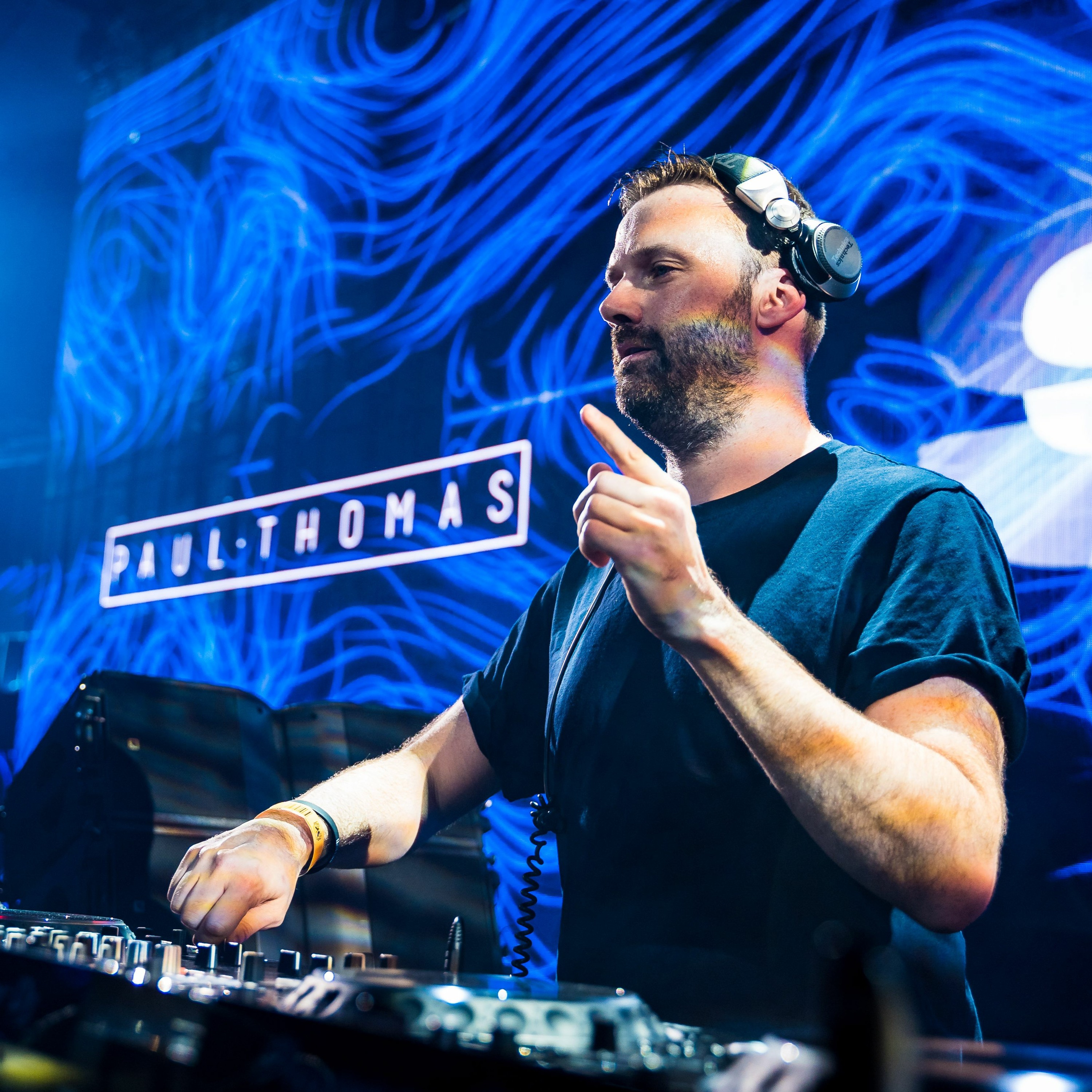 Paul Thomas presents UV Radio