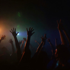 Touch the Darkness -Hall Pass