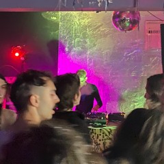 Swedie_Karioles_01/01/23@Lulas_Trashyard