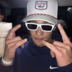 🍾