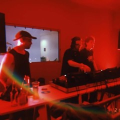aesztetik 004 - Summer Starter