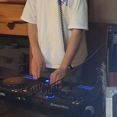 Peak-time tech house