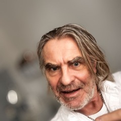 🔟-camouflage-of-love 2.