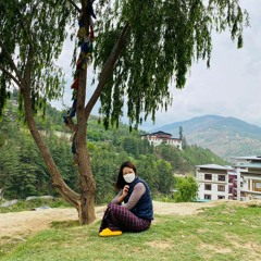 Zu Oshom Kira.sonam Wangdi And Kinley Wangmo