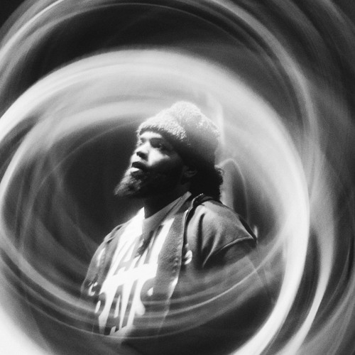 De La Cruz - Still On The Run (prod e.d sounds & IProject)