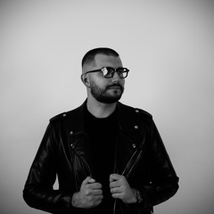 PAUL KRIST - KRIST IN THE DARK - TECHNO SET