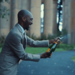 deQuince. - This Bitch Really Think I Give Ah Fuck -  Prod. By Vinxia