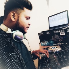 Gal Karke - Asees Kaur Reggaeton Mix Feat DJ Harsh Gupta.mp3