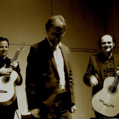 Georg Friedrich Haas: Quartett (für  vier Gitarren)