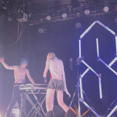 Feels like I'm Dreaming (interlude) - Frost Children