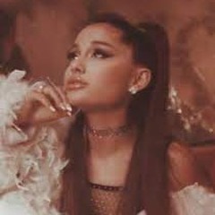 Ariana’s trash bin (INCREDIBLE) 🗑