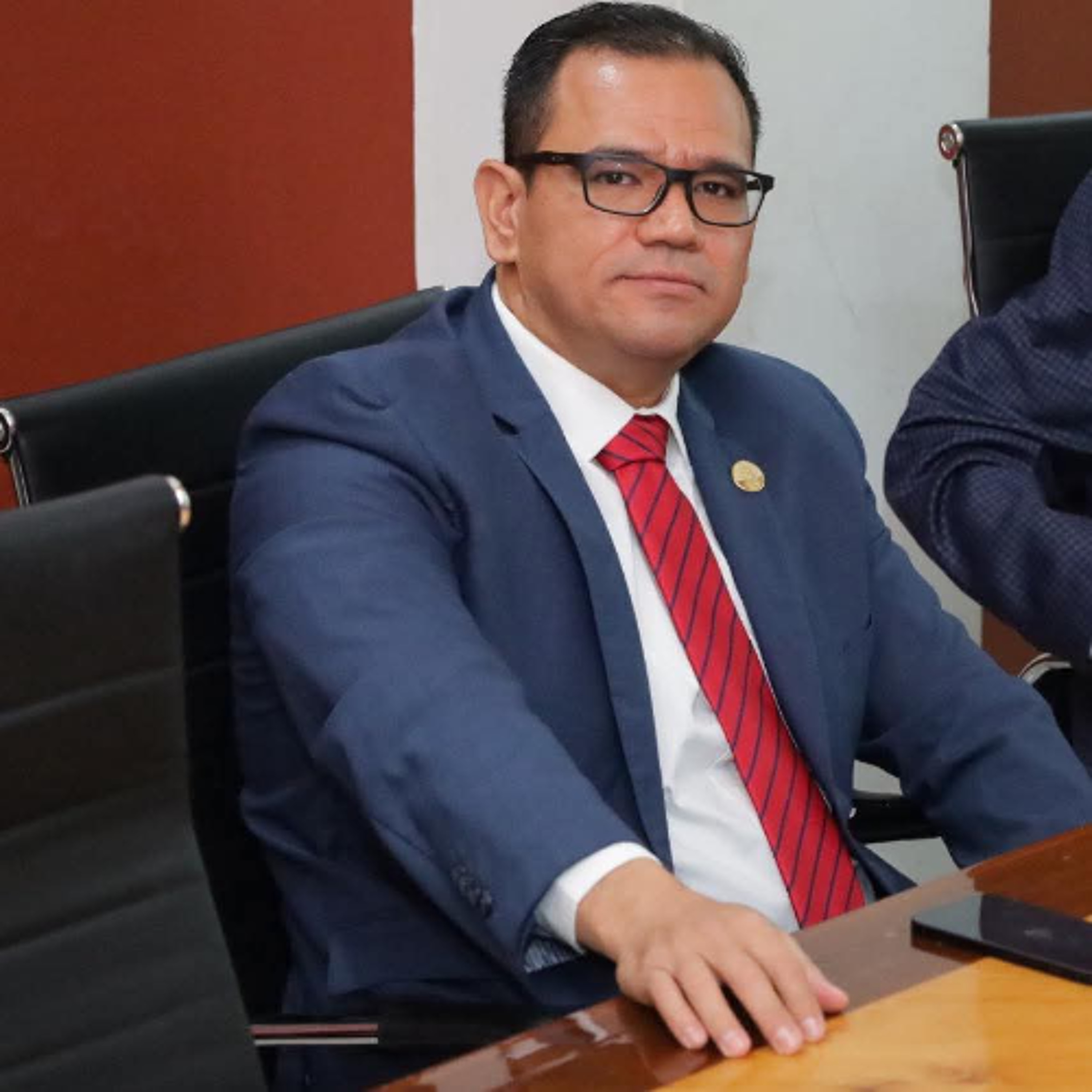 En Morena están aterrados, por eso acortaron campañas: Dip. Alberto Partida episode artwork