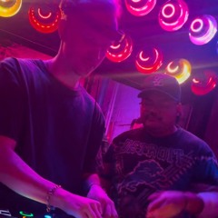 iLY b2b D.Mo @ La Piscina - 14/12/2024