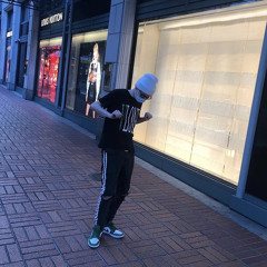Vlone Tee