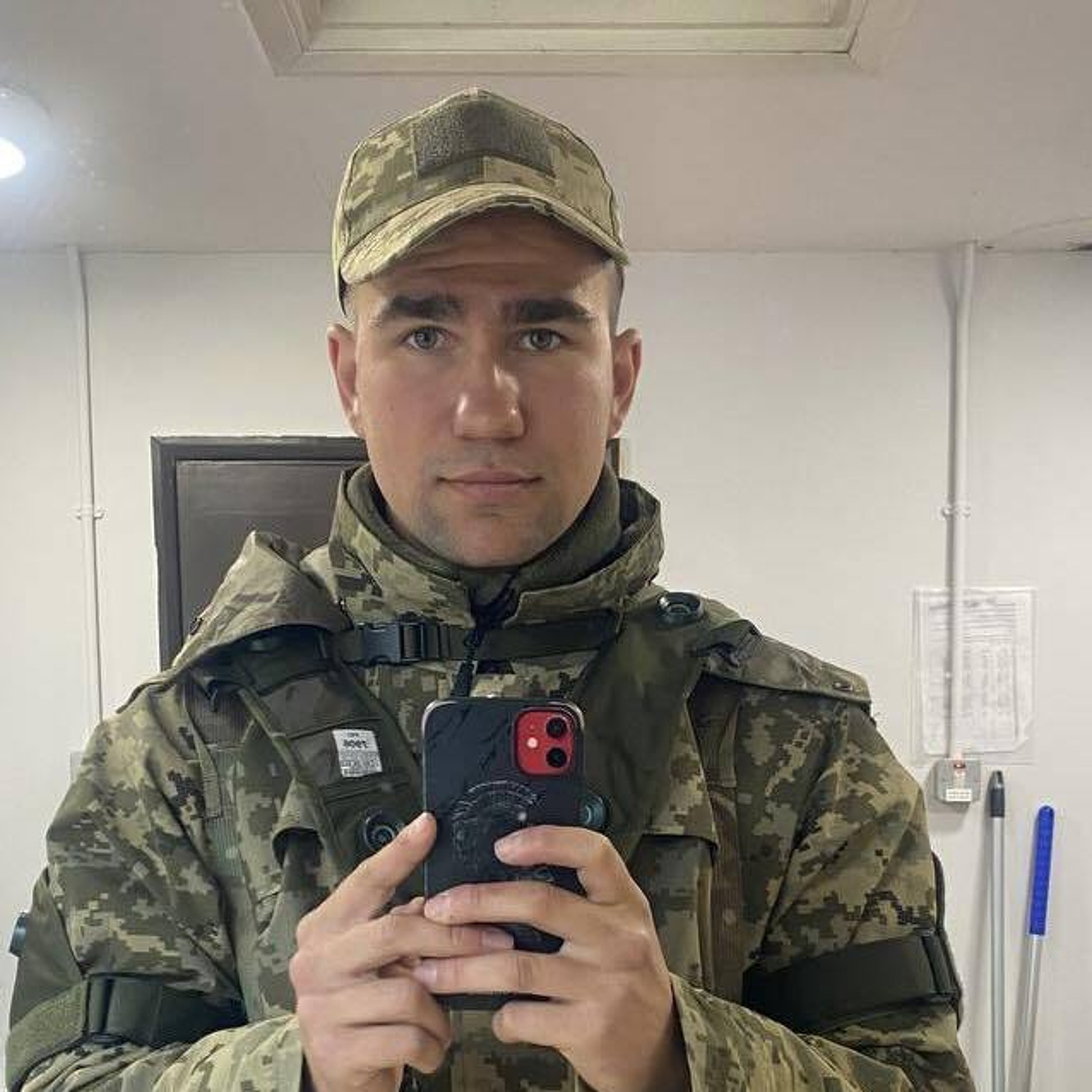 Знав латину, викладав у школі, працював фіксером: «Там, де найсміливіші» — фільм пам'яті воїна Антона Бондаренка