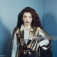 Everybody Wants To Rule The World (Grüvhunter Remix)