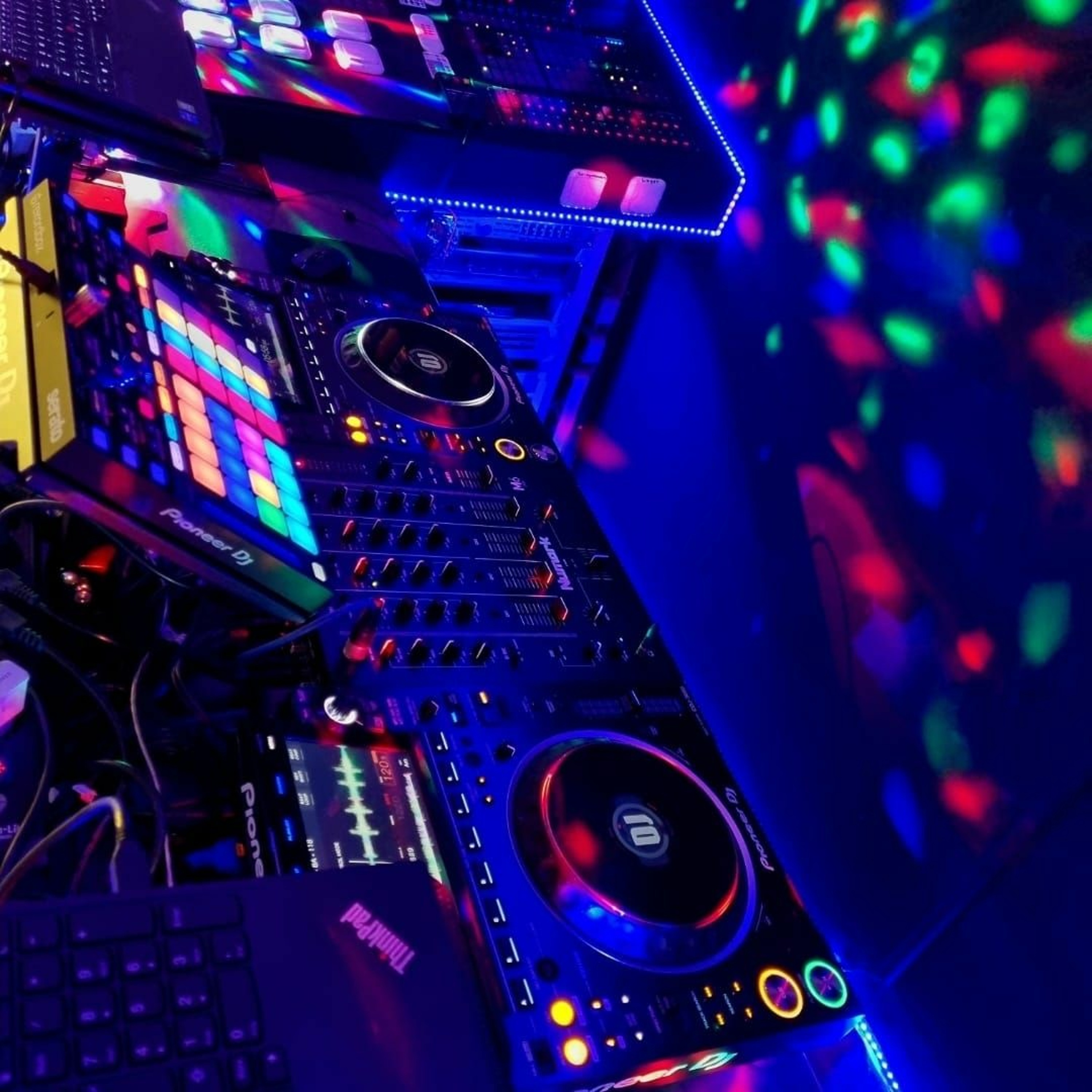 Dj.HENRY39 MORENO Mixes