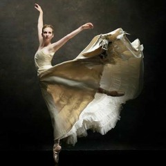 أرفع يداي عالياً لله♡فريق الحياة الأفضل♡