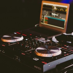 New Year's Eve Progressive House DJ Mix