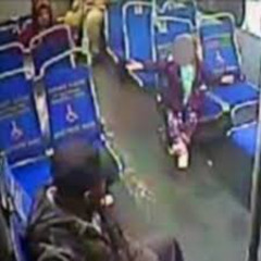TREN21@ EROME VIDEO DA MENINA COM 5 MENINOS 5X1 NO ÔNIBUS VÍDEO MENINA 5X1 ONIBUS CASCAVEL COMPLETO