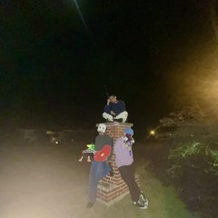 woman in the night w/ mex21savage and triangle king