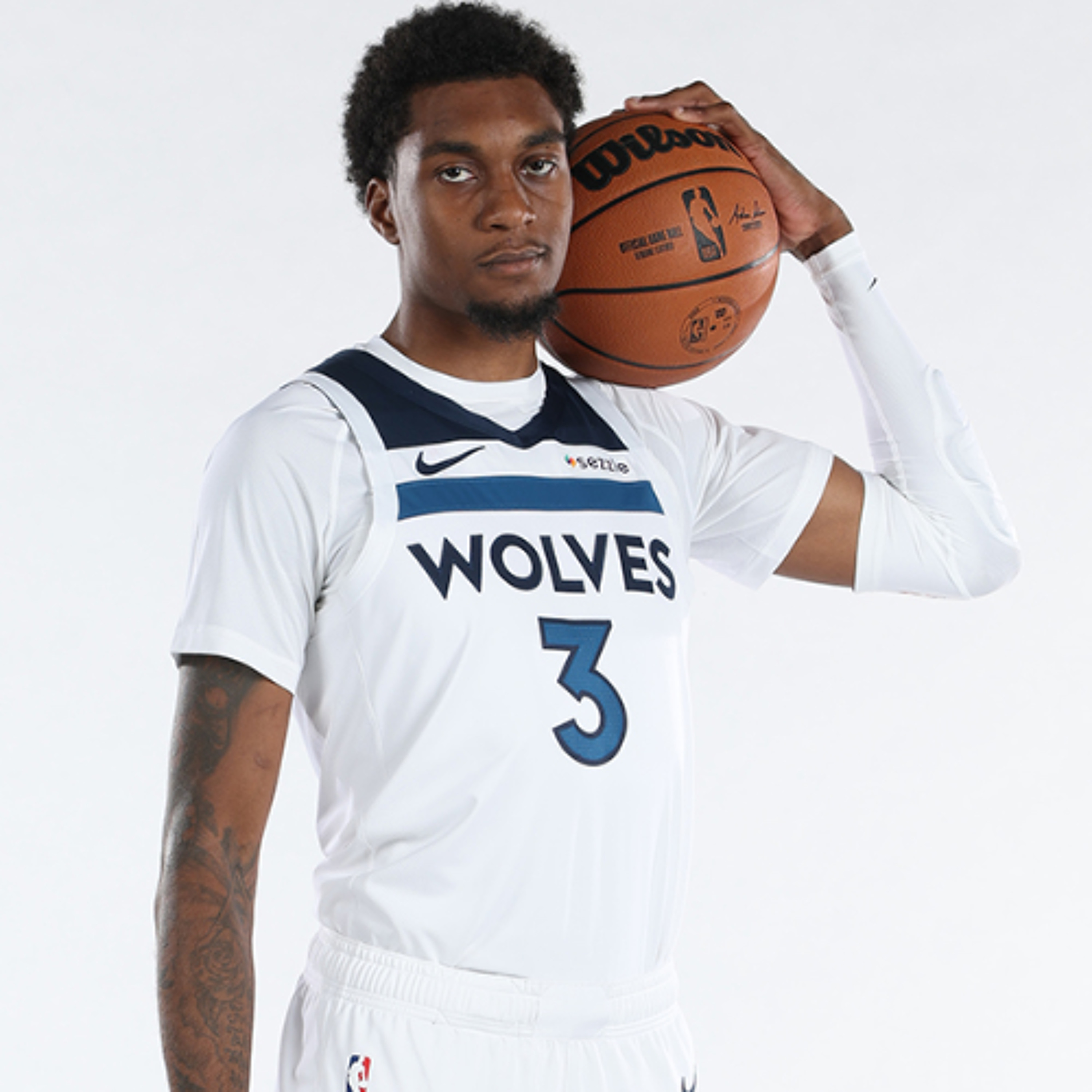 Jaden McDaniels Practice 05.14