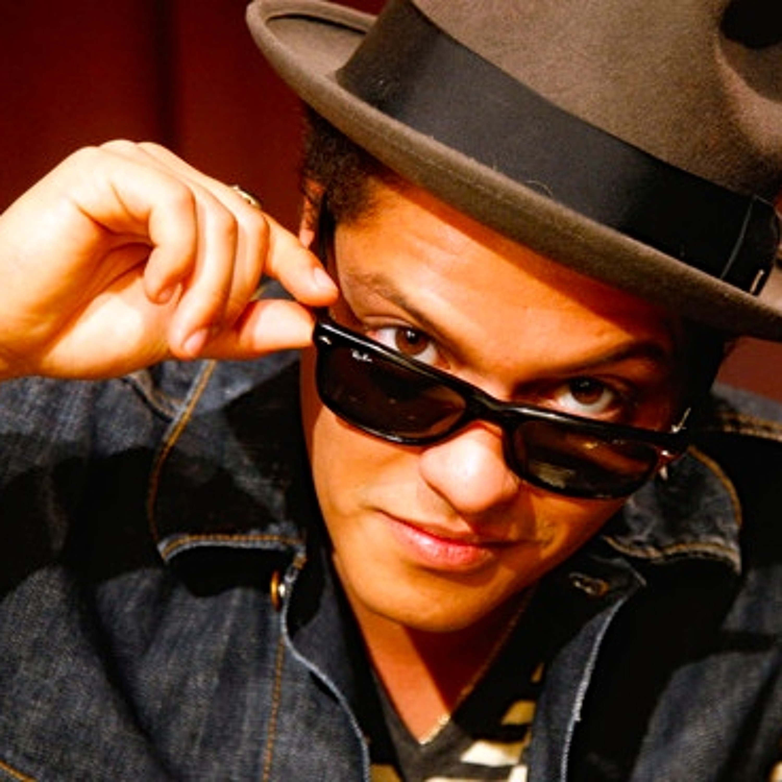 Bruno Mars VZ Israel Houghton episode artwork