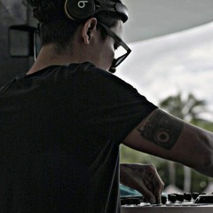 Gym session (Dance & EDM), April 2023