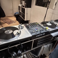 Vinyl Only Techno Mix HenkoMenko b2b MEO