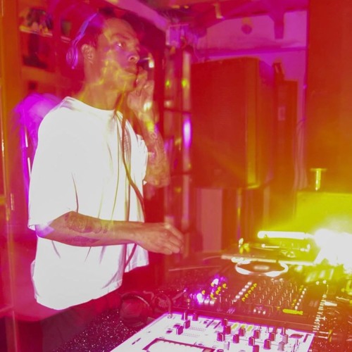 SEBASTIAN REAL - M-SESION 003