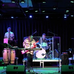 Everybody Want's To Rule The World - Sammy Rae & The Friends (Cover)