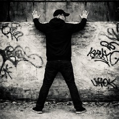 Mein Ich neu signieren [minimal Version-VEB ROBOTRON]