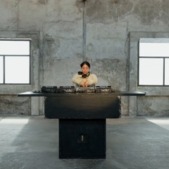 GILLIELOVE - OUT OF THE FRAME - DJ SET