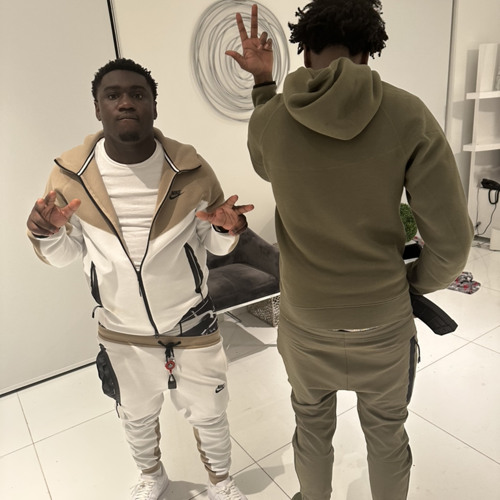 Overactive B3 ft NevalackinK3 X Rich Trollz